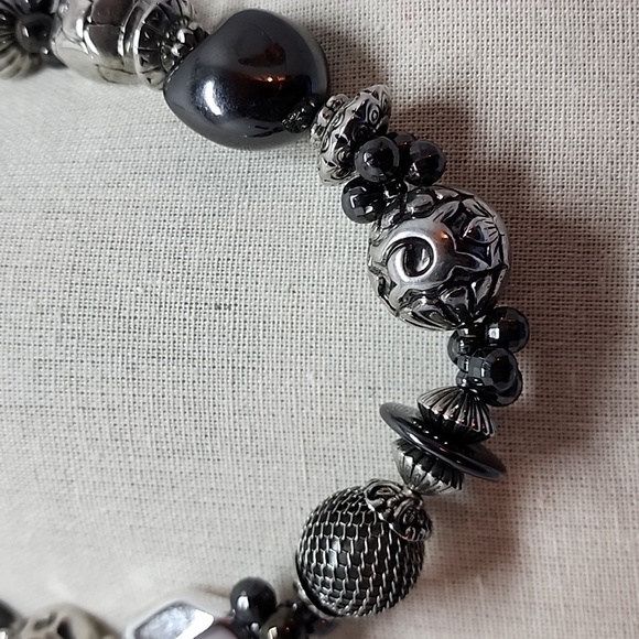 Premier Designs Eclectic Black Imitation Rhodium Plated Necklace - Picture 3 of 8